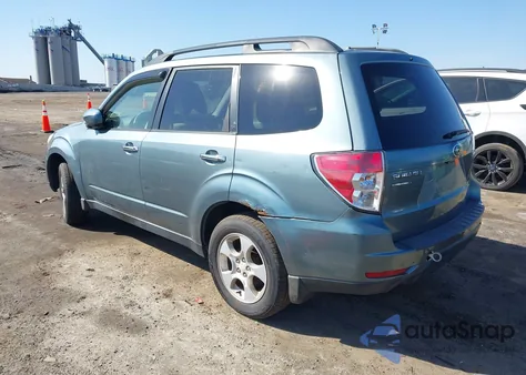 2010 Subaru Forester 2.5X Premium from USA, damaged, VIN JF2SH6CC5AH736186